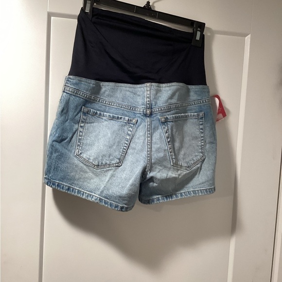 NWT Isabel Maternity Size 2/26 Shorts - Picture 2 of 5